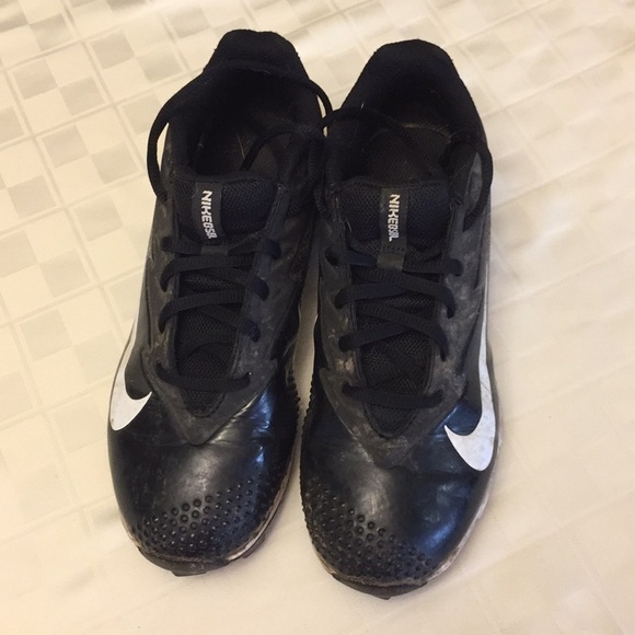 Like new NIKE SPIKES - Picture 2 of 6